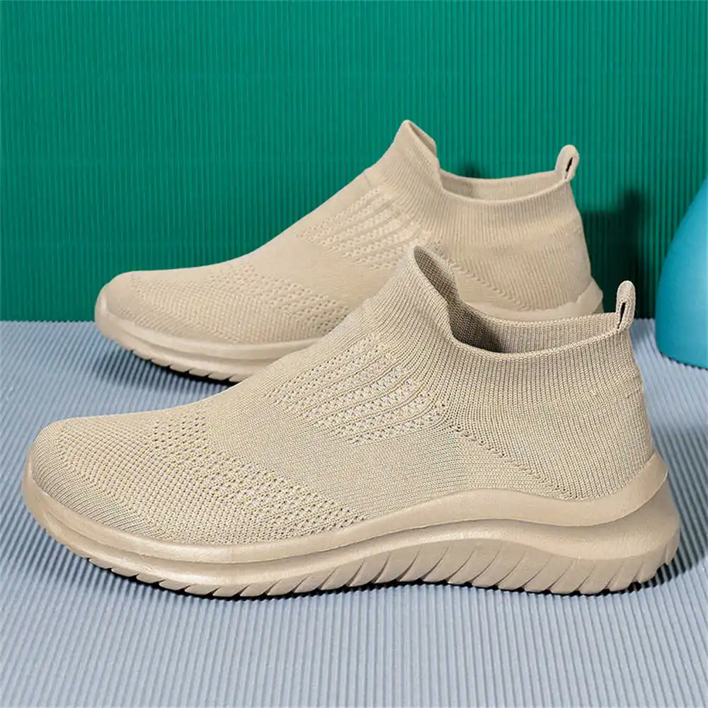 Beige Soft ใหม่รองเท้าเทนนิส M - Office Print Tech บทวิจารณ์และราคา